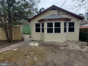 Building Photo - 40 Hydrangea St