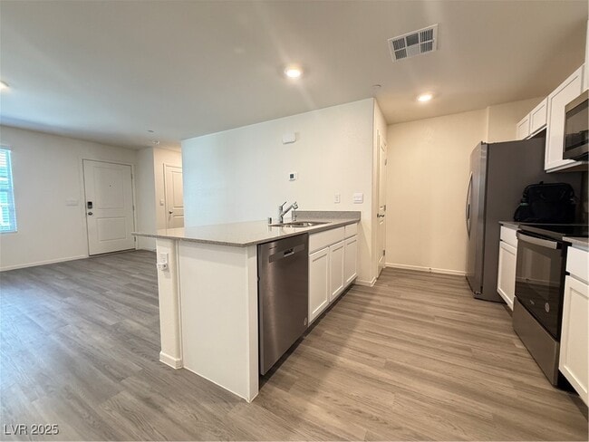 Building Photo - 4830 Currant Rdg Ave