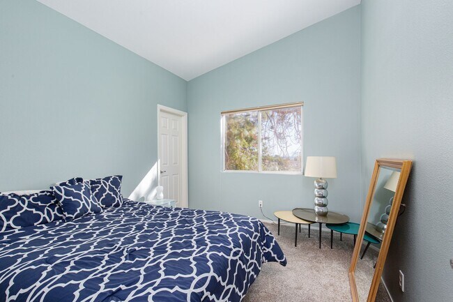 Building Photo - Fully Furnished Home in Green Valley Ranch – Move-In Ready