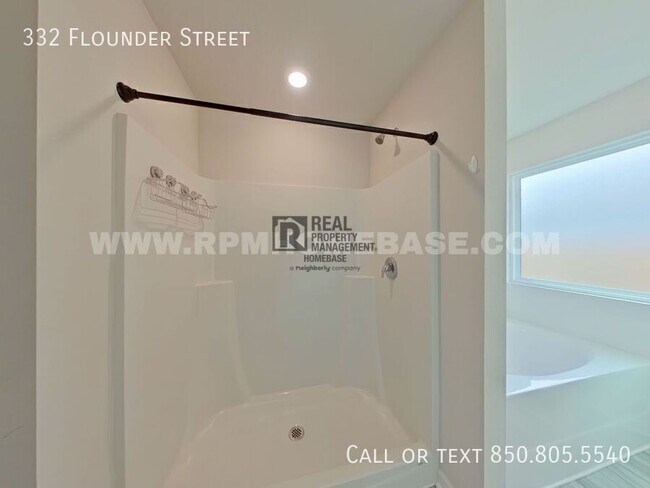 Building Photo - 332 Flounder St