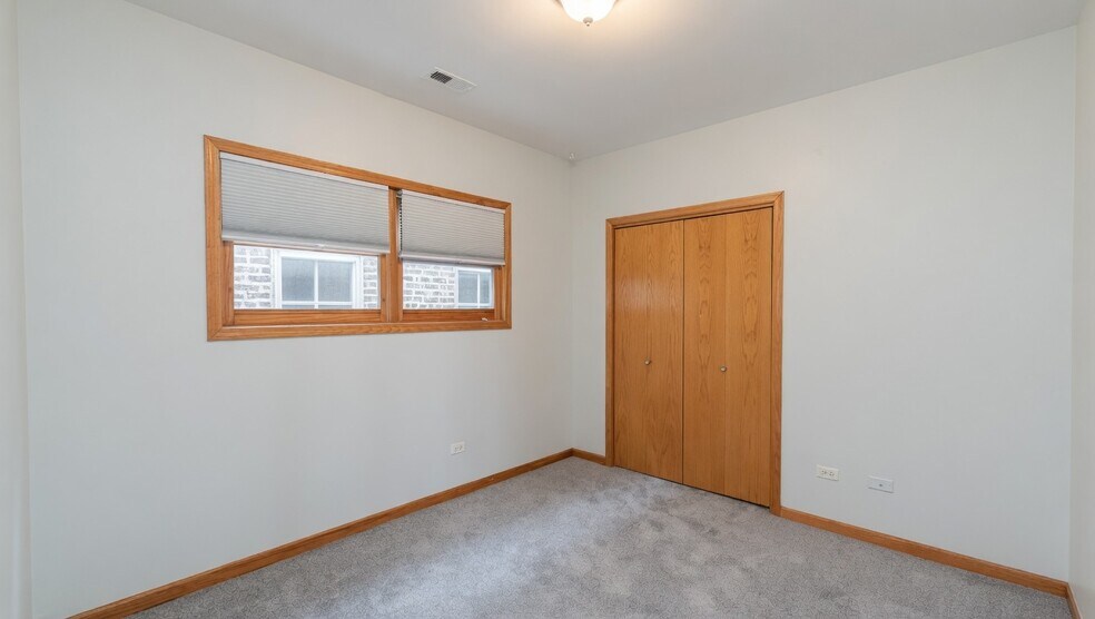 Building Photo - 1340 N Campbell Ave