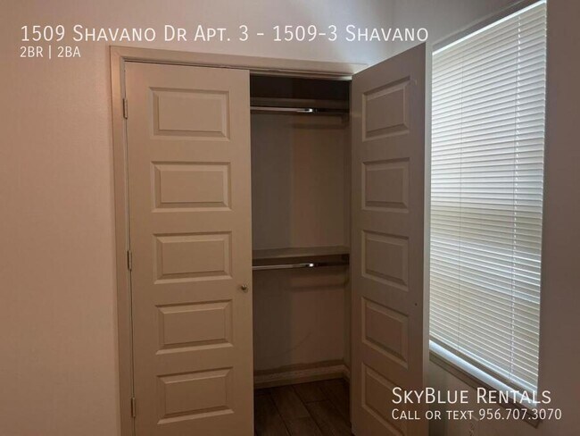 Building Photo - 1509 Shavano Dr