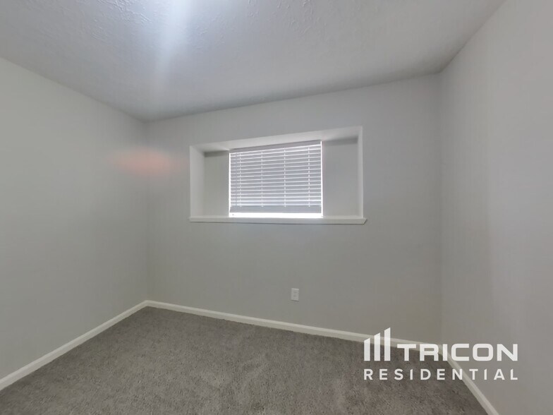 Building Photo - 4311 Chestergate Dr