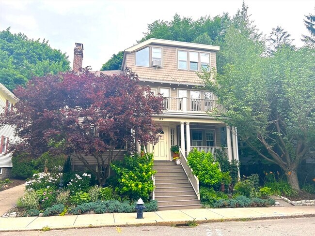 Primary Photo - 82 Stearns Rd