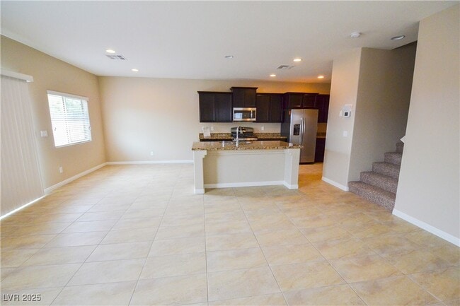 Building Photo - 9422 Sand Tiger Ave