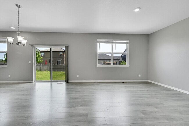 Building Photo - $2,995.00, 4 bedrooms, 2.5 baths with a bi...