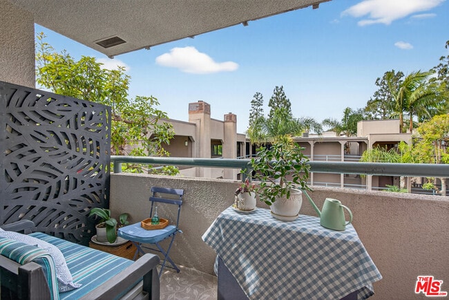 Building Photo - 8300 Manitoba St