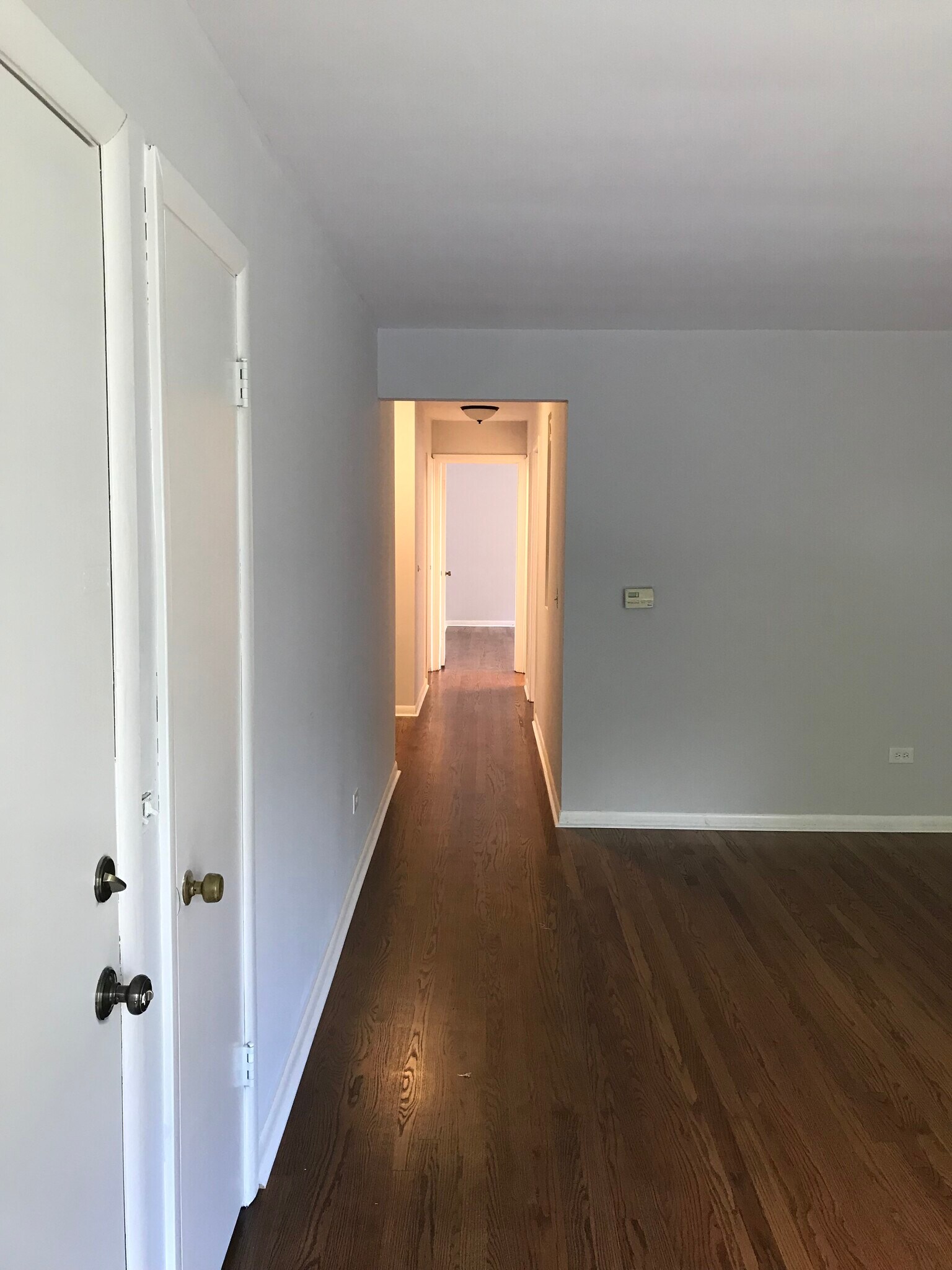 Building Photo - 8022 Oriole Ave