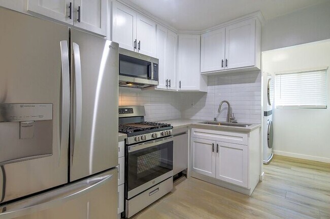 Building Photo - 7323 Valmont St