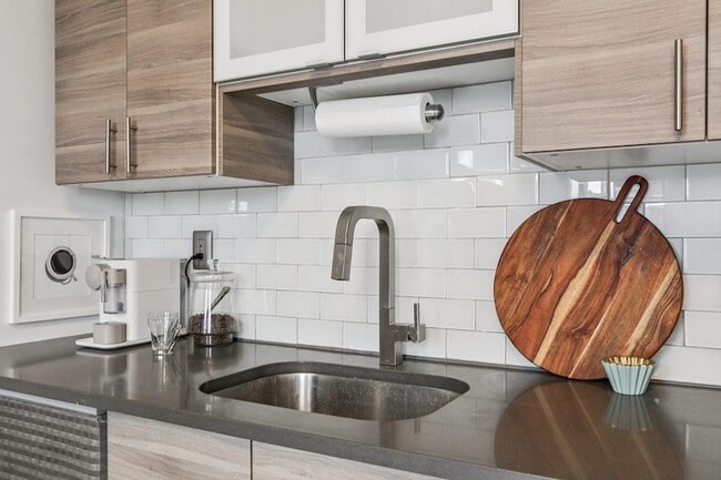 Building Photo - 97 Clifton Terrace