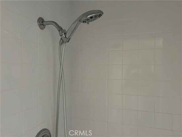 Building Photo - 1365 Masselin Ave