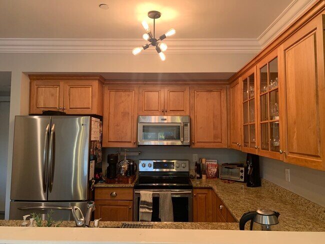 Building Photo - 71 Osborne Ave