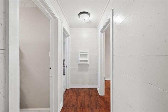 Building Photo - 108 W Heard St