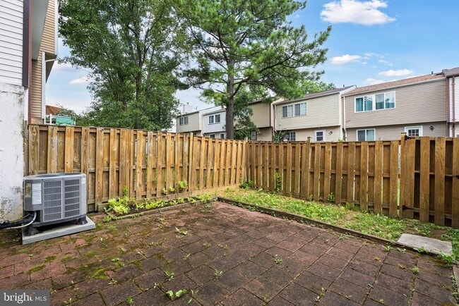 Building Photo - 7994 Tyson Oaks Cir