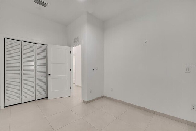 Building Photo - 18405 N 30th St