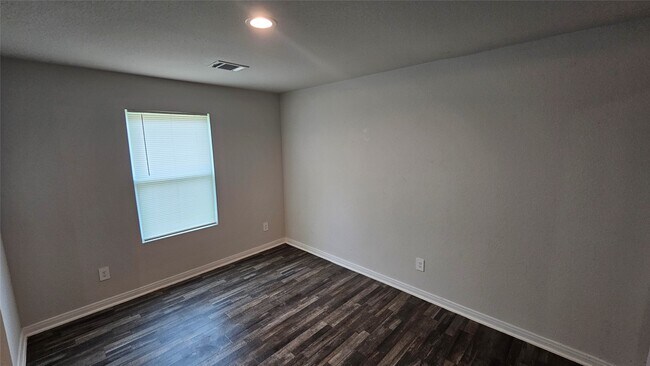 Building Photo - 14210 Green Wing Cir