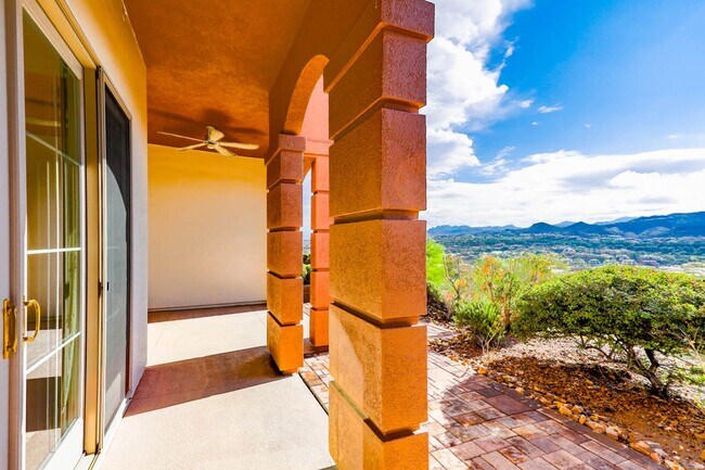 Building Photo - Lake Las Vegas 1st Floor Condo With Stunning Views And Garage