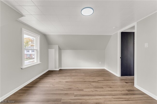 Building Photo - 441 E 250th St