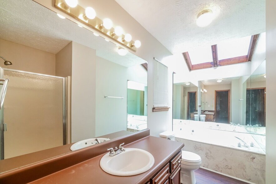 Building Photo - 4690 Balley Shannon Dr