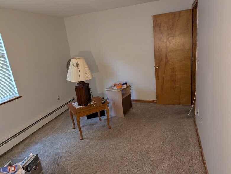Bedroom 2 - 33 Garden Rd