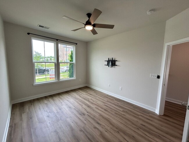 Building Photo - 14361 Revelry Blvd