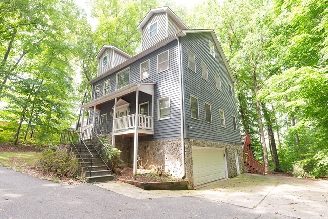 Building Photo - 4916 Gold Crest Dr