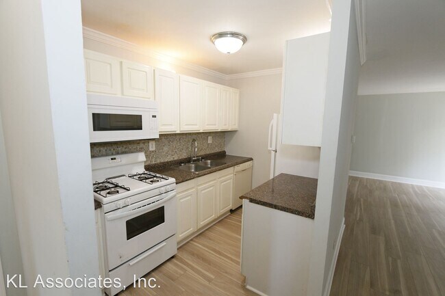 Building Photo - 1 br, 1 bath House - 7529 Riverdale Road  ...