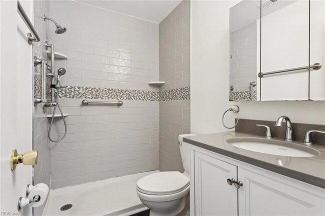 Building Photo - Beautifully Renovated 3BR/2BA Home in Smithfield, VA - Move in Ready!