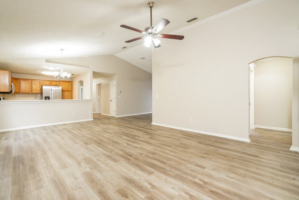 Building Photo - 1928 Hunters Trace Cir