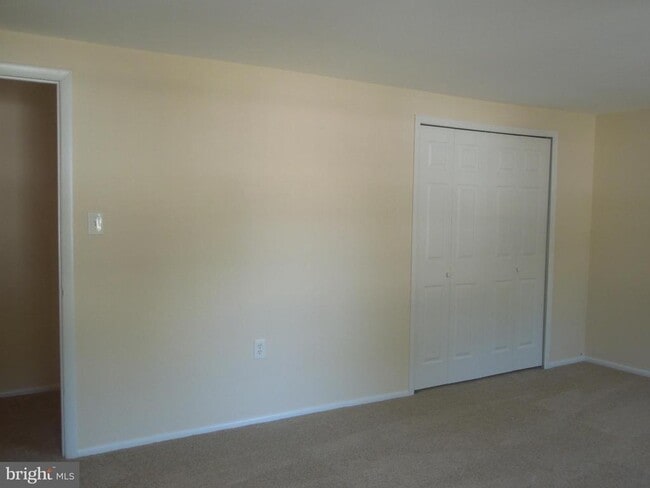 Building Photo - 1709 Granite Ct