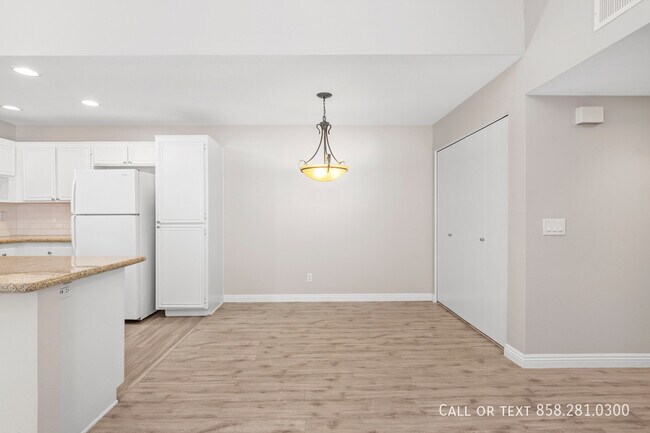 Building Photo - 17161 Alva Rd