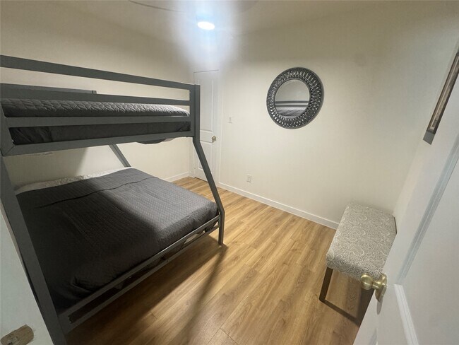 Building Photo - 4716 Siegel St