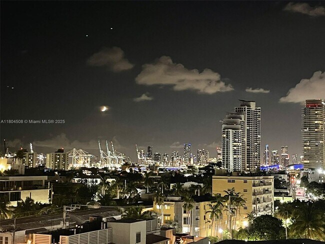 Building Photo - 401 Ocean Dr