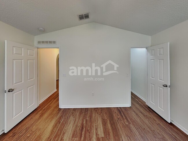 Building Photo - 65074 Lagoon Forest Dr