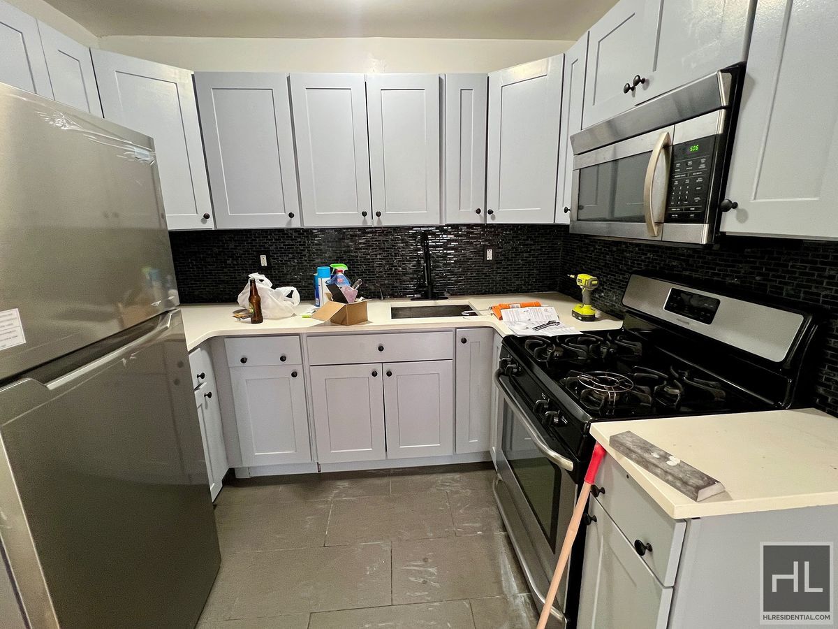 Building Photo - 2BR 2BA Sunny Bedstuy Duplex w/ Backyard By Herbert Von King Park