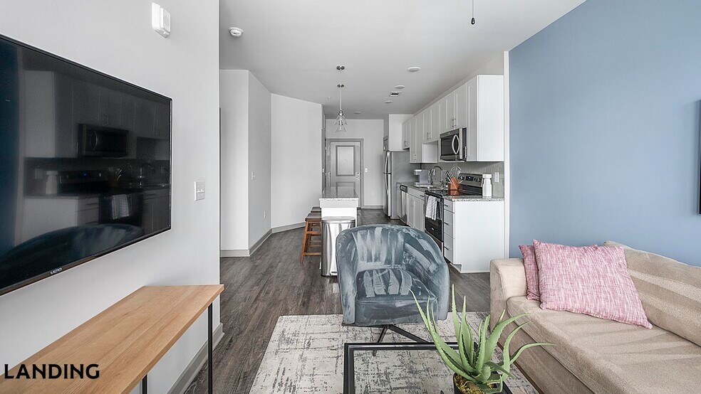 Building Photo - 2165 Nolensville Pk