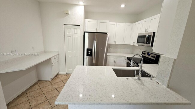 Building Photo - 686 Conservation Dr