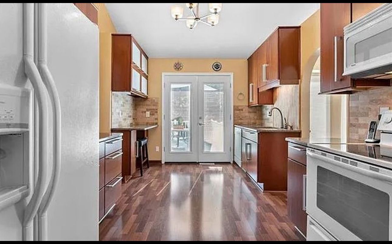 Building Photo - 5512 NW Indian Hills Ln