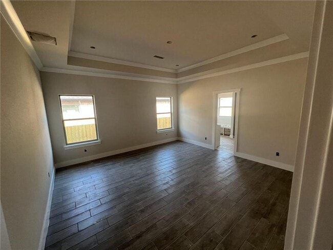 Building Photo - 6907 SW High Meadow Blvd