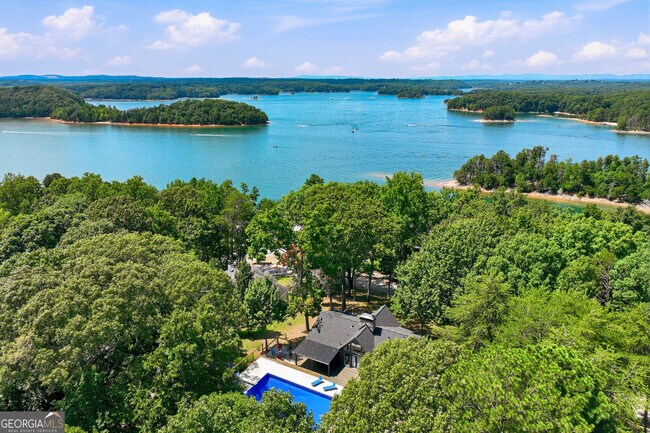 Building Photo - 4225 Twin Rivers Dr