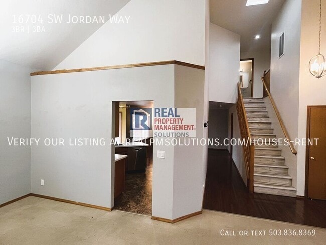 Building Photo - 16704 SW Jordan Way