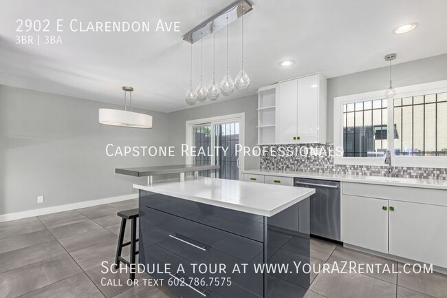 Building Photo - Stunning Modern 3 Bed 2.5 Bath Arcadia Tow...