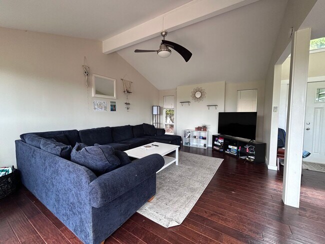 Building Photo - Large 4 Bedroom home with views of Bellingham Bay and Garage
