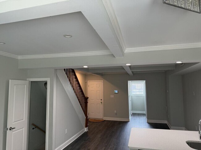 Building Photo - 4140 Reisterstown Rd