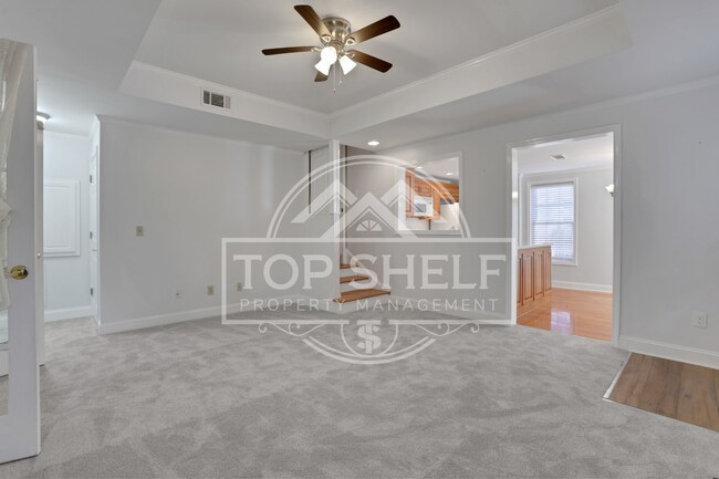 Building Photo - 127 Tara Blvd