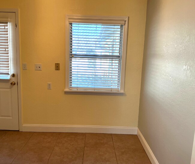 Building Photo - South M St, Livermore, CA 94550