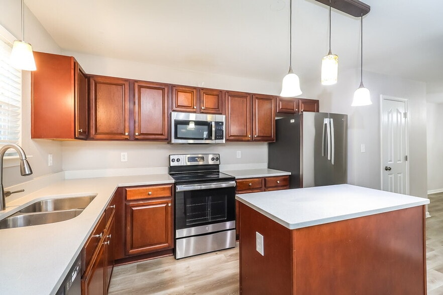 Building Photo - 4419 Austin Dekota Dr