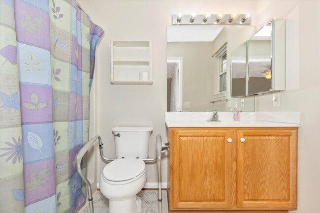 Building Photo - Wildwood Park Rental