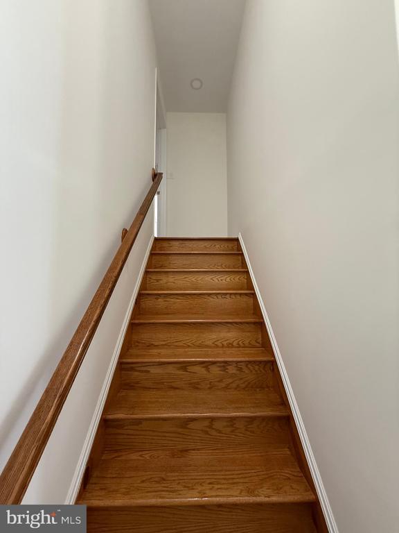 Building Photo - 3003 Preston Ave