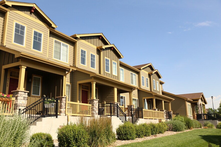 Building Photo - 5580 W 72nd Ave